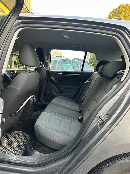 Volkswagen Golf VI 9 of 10