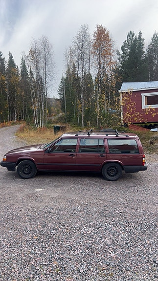 Volvo 940 3 of 4