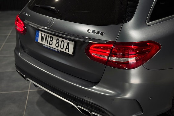 Mercedes-Benz AMG GT Black Series 8 of 24