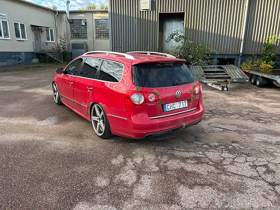 Volkswagen Passat 5 of 6