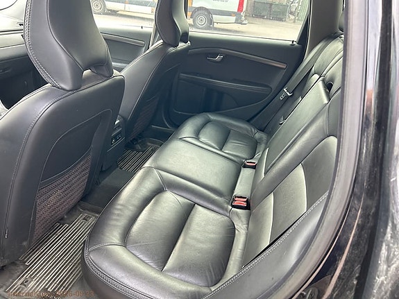 Volvo XC70 6 of 7