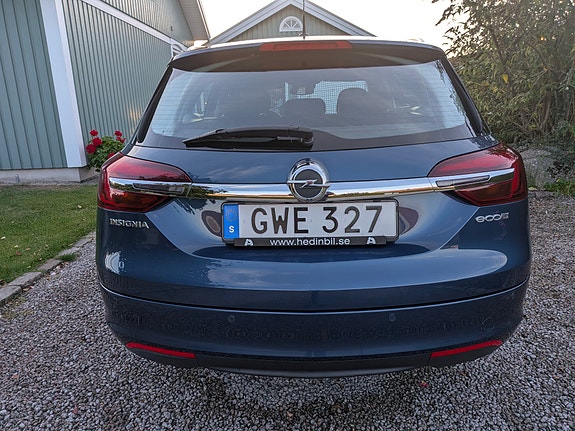 Opel Insignia 3 of 9