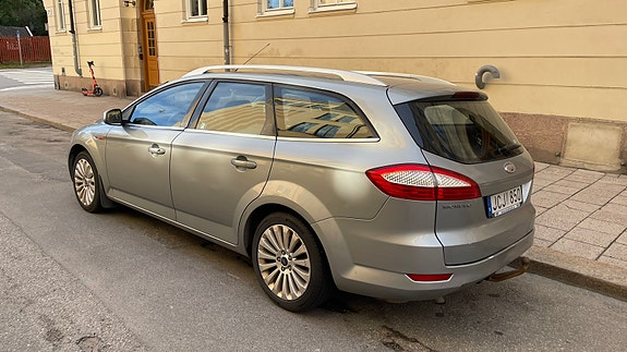 Ford Mondeo 3 of 7