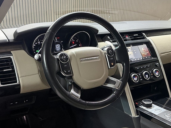 Land Rover Discovery 11 of 24