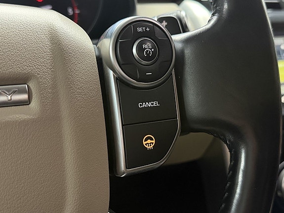 Land Rover Discovery 12 of 24