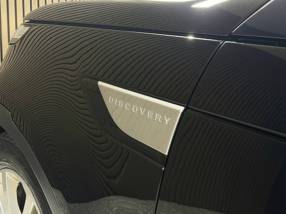 Land Rover Discovery 8 of 24