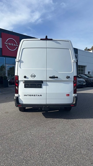 Nissan Interstar 4 of 8