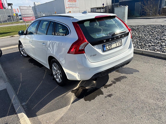Volvo V60 9 of 13