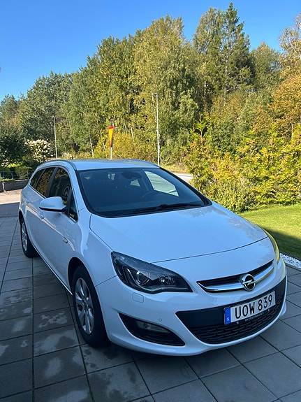Opel Astra 3 of 7