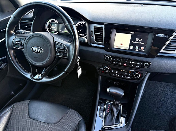 Kia Niro 8 of 23