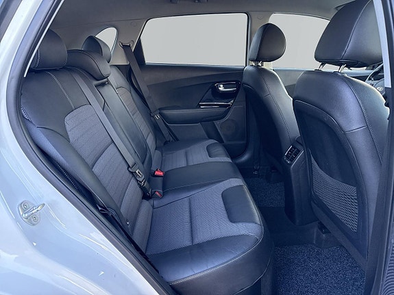 Kia Niro 9 of 23