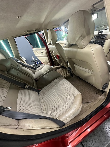 Volvo V70 10 of 10