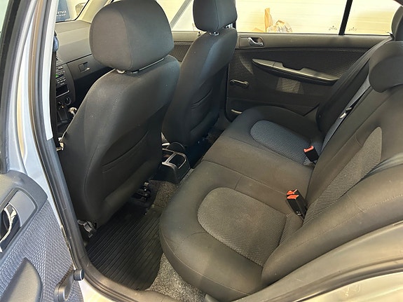 Skoda Fabia 9 of 14