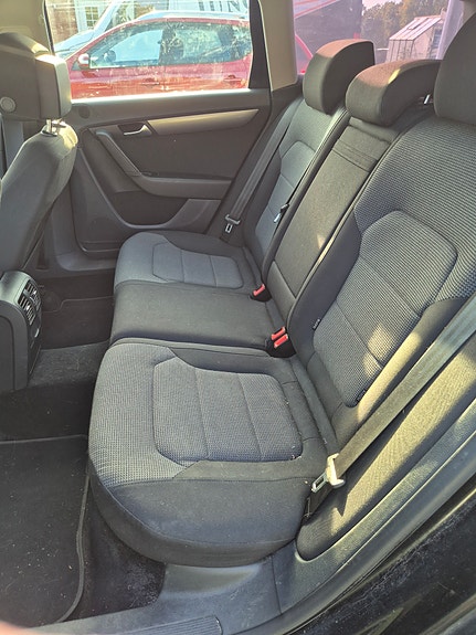 Volkswagen Passat 7 of 7