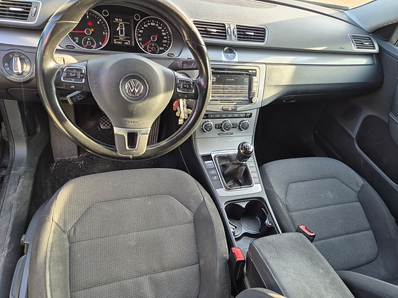 Volkswagen Passat 6 of 7
