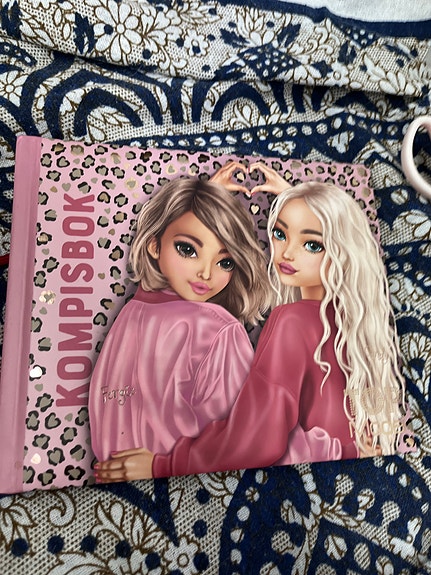 Product image 1 of 4