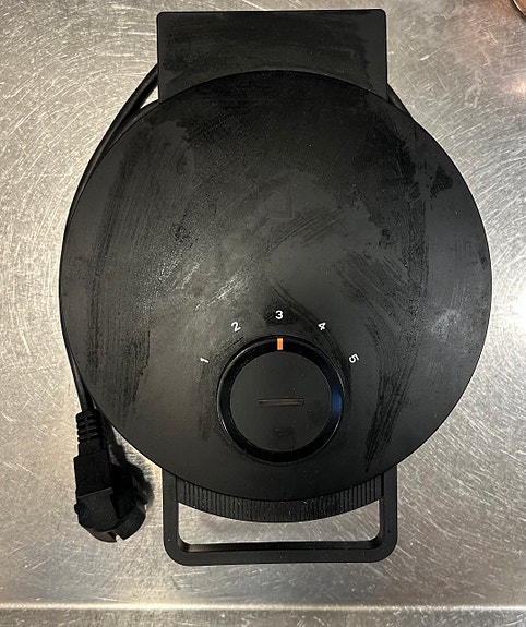 Product image 1 of 2
