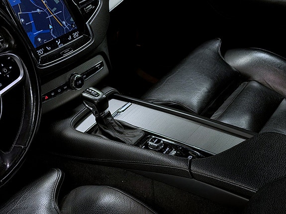 Volvo XC90 21 of 21