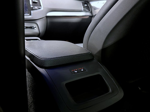Volvo XC90 9 of 21