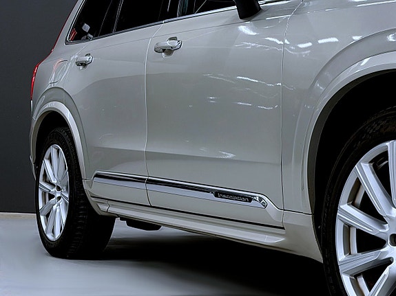 Volvo XC90 16 of 21