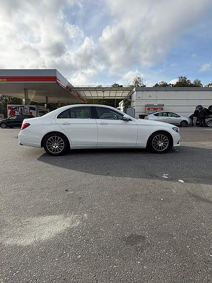 Mercedes-Benz E 220 d 7 of 17