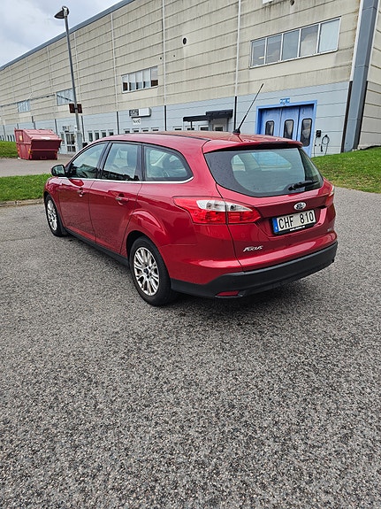 Ford Focus 6 of 9