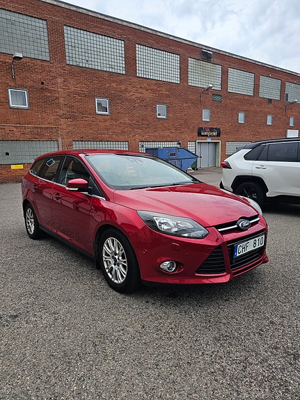 Ford Focus 3 of 9