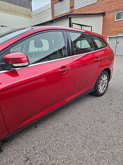 Ford Focus 8 of 9
