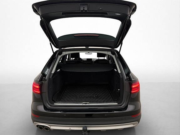 Audi A4 allroad 30 of 30