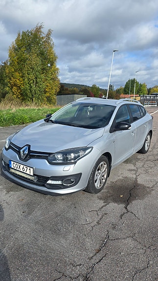 Renault Megane III 2 of 8