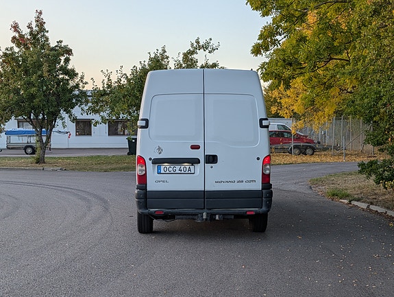 Opel Movano 4 of 8