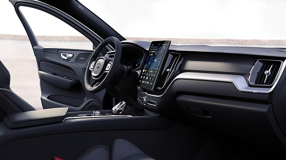 Volvo XC60 15 of 21