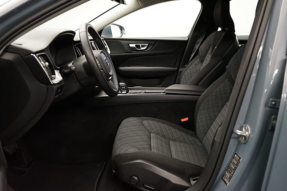 Volvo V60 5 of 17