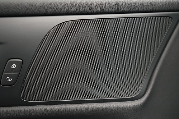 Volvo V60 12 of 17