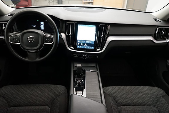 Volvo V60 6 of 16
