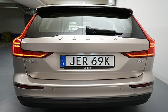 Volvo V60 14 of 16