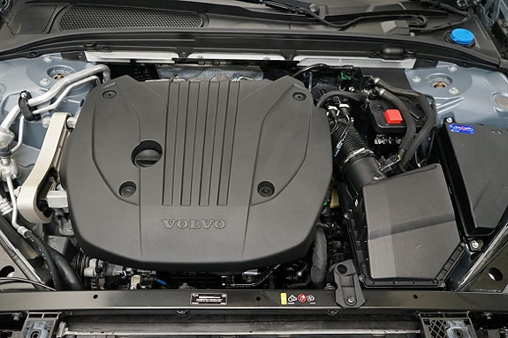 Volvo V60 9 of 16