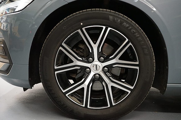 Volvo V60 16 of 16
