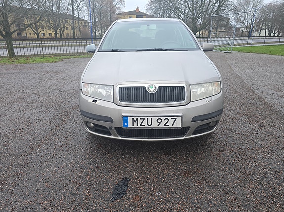 Skoda Fabia 3 of 5
