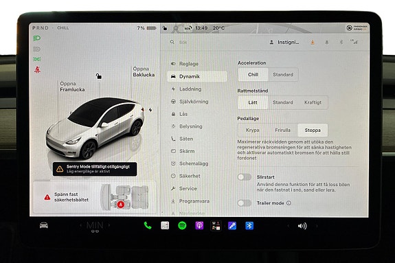 Tesla Model Y 20 of 30