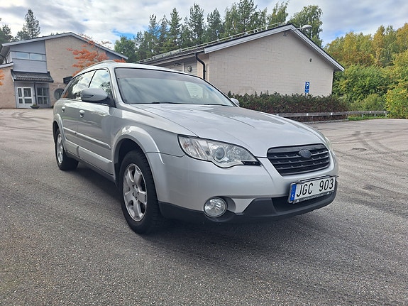 Subaru Outback 10 of 14