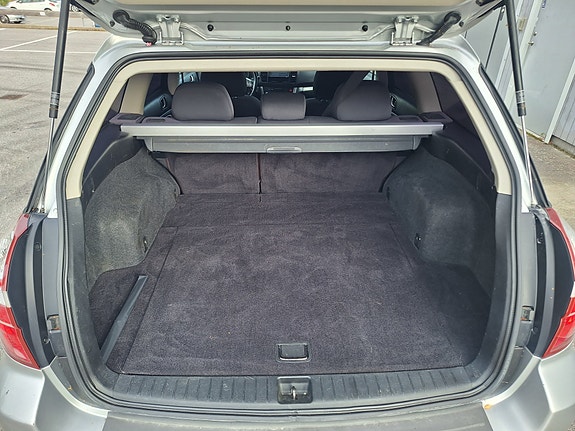 Subaru Outback 6 of 14