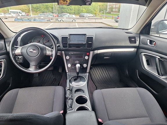 Subaru Outback 5 of 14