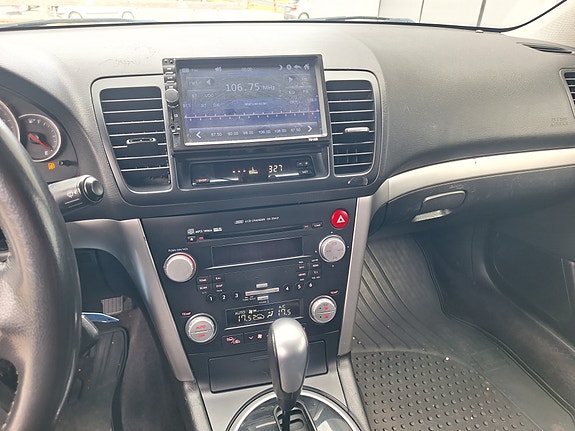 Subaru Outback 12 of 14