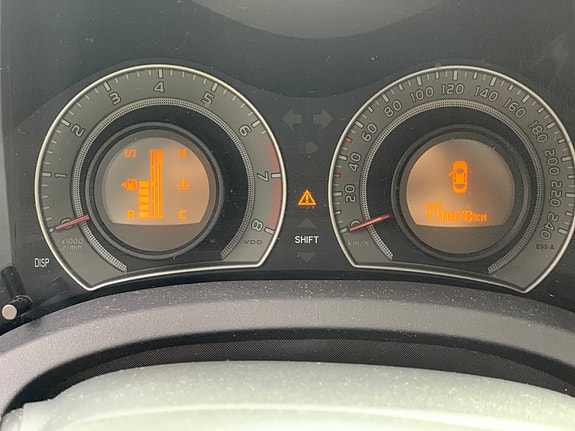 Toyota Auris 11 of 13