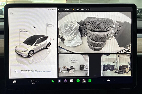Tesla Model Y 17 of 29