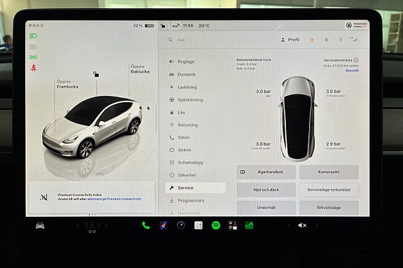 Tesla Model Y 27 of 29