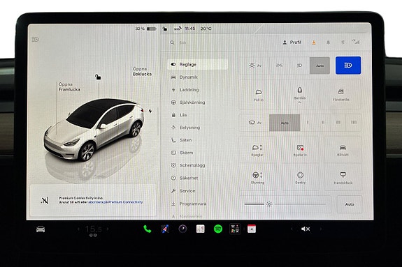 Tesla Model Y 18 of 29