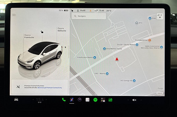 Tesla Model Y 20 of 29