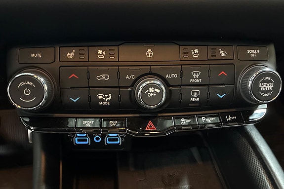 Dodge Durango 26 of 30